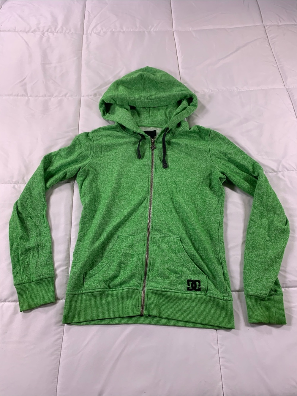 Pre loved DC zip up sweater mens size M